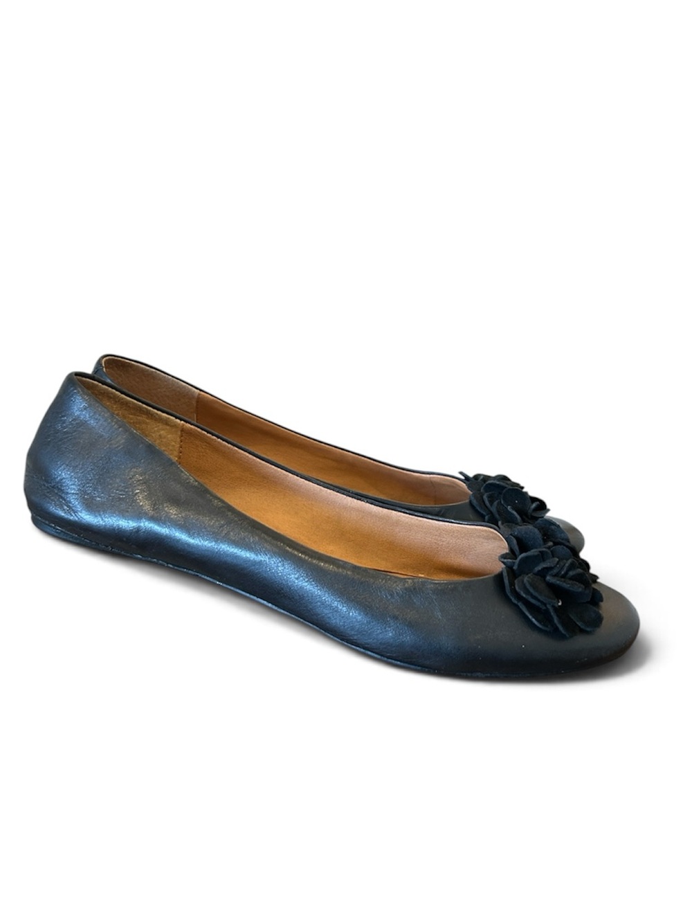 Kenneth Cole Reaction Black Floral Applique Ballet Flats